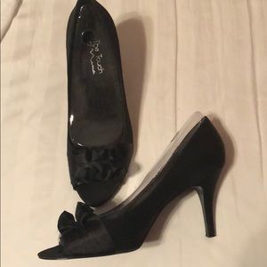 Size 12 Black Satin Ruffle Heel Party Dress Shoe